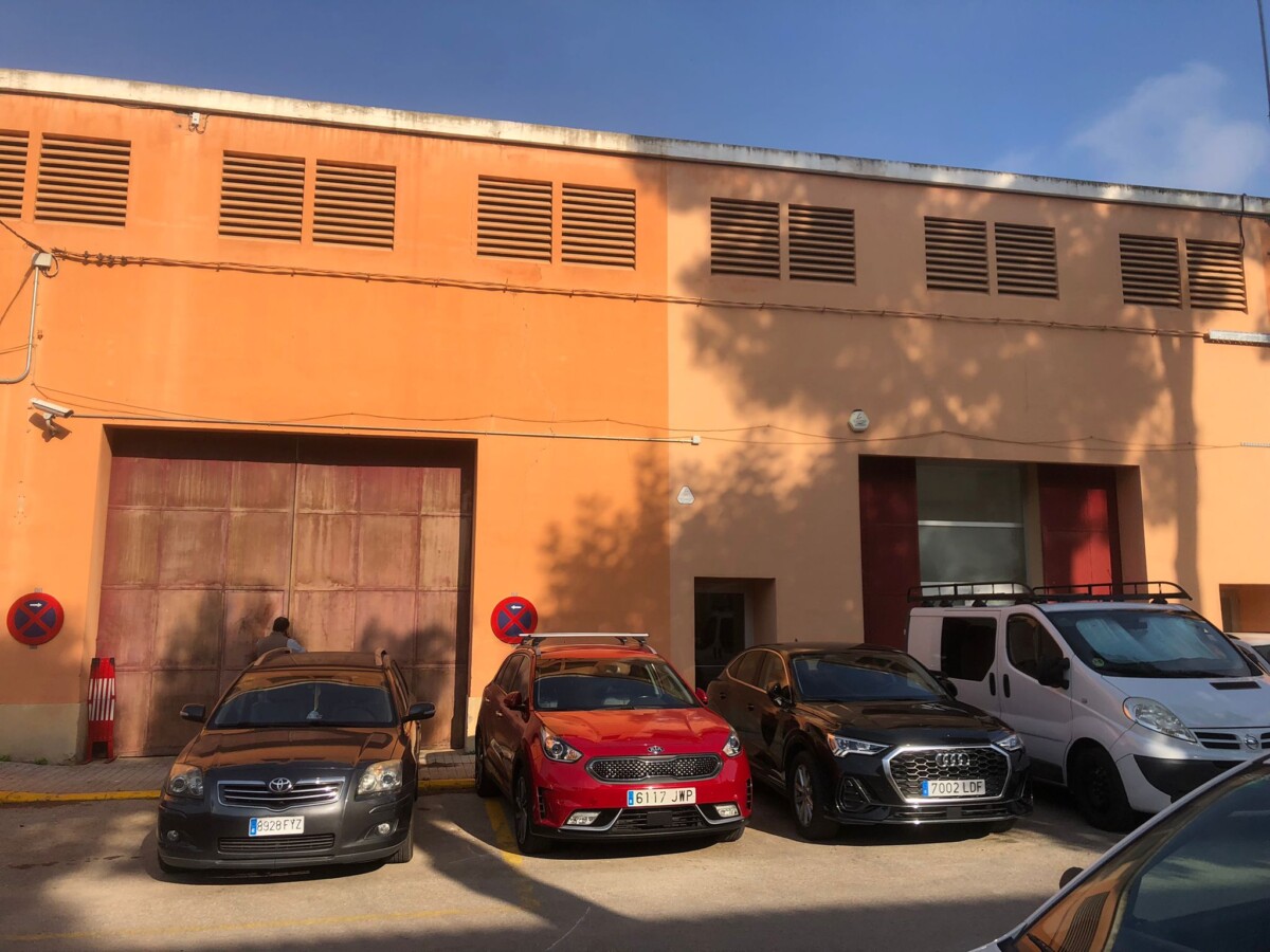 Nave destinada a albergar la sede del Grupo GAMA de la Policía Local de Valencia